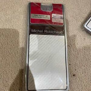 Michel Robichaud Nylons 🏯